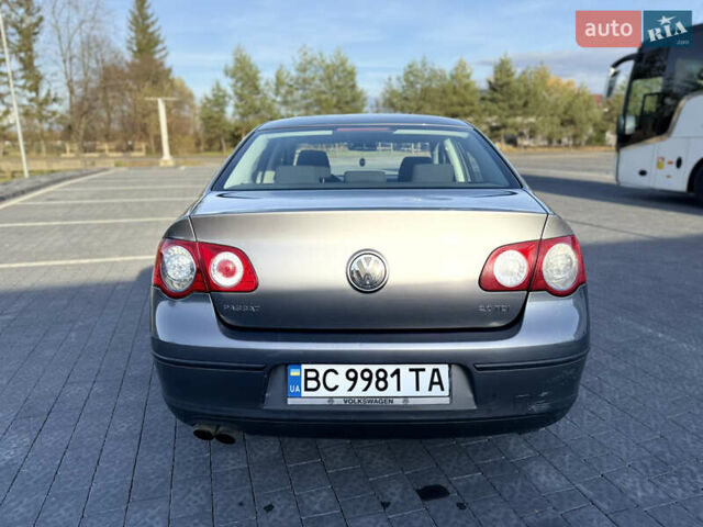 Серый Фольксваген Пассат, объемом двигателя 2 л и пробегом 309 тыс. км за 5900 $, фото 9 на Automoto.ua