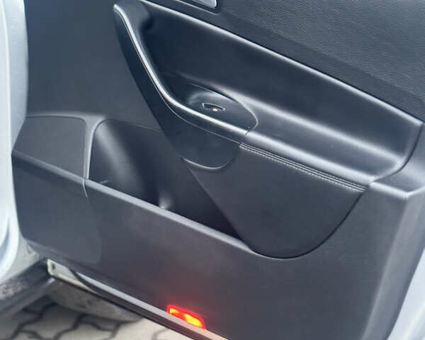 Серый Фольксваген Пассат, объемом двигателя 1.97 л и пробегом 275 тыс. км за 6950 $, фото 16 на Automoto.ua