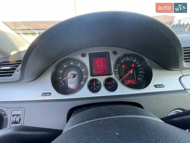 Сірий Фольксваген Пассат, об'ємом двигуна 1.4 л та пробігом 155 тис. км за 6400 $, фото 27 на Automoto.ua