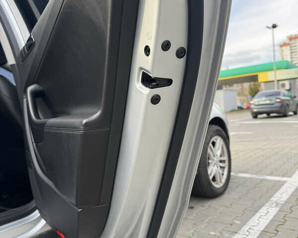 Серый Фольксваген Пассат, объемом двигателя 1.8 л и пробегом 267 тыс. км за 7300 $, фото 15 на Automoto.ua