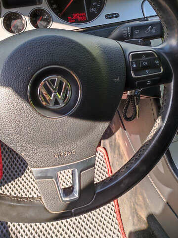 Серый Фольксваген Пассат, объемом двигателя 2 л и пробегом 320 тыс. км за 8000 $, фото 6 на Automoto.ua