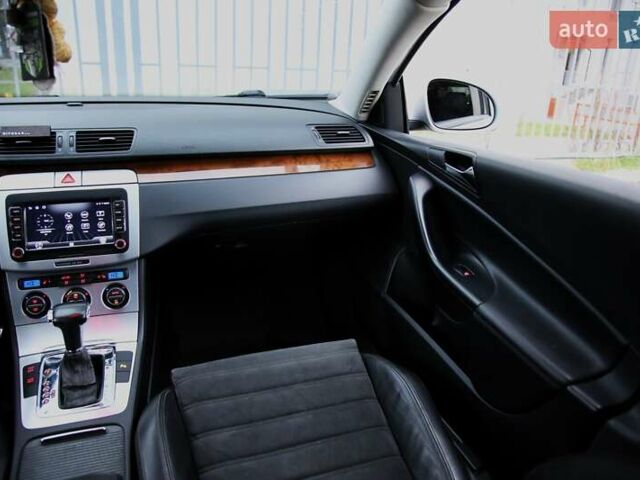 Сірий Фольксваген Пассат, об'ємом двигуна 1.8 л та пробігом 241 тис. км за 6900 $, фото 12 на Automoto.ua