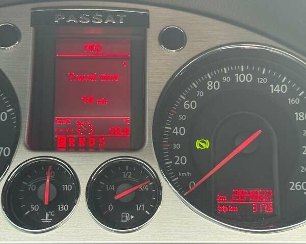 Серый Фольксваген Пассат, объемом двигателя 1.8 л и пробегом 285 тыс. км за 7800 $, фото 19 на Automoto.ua