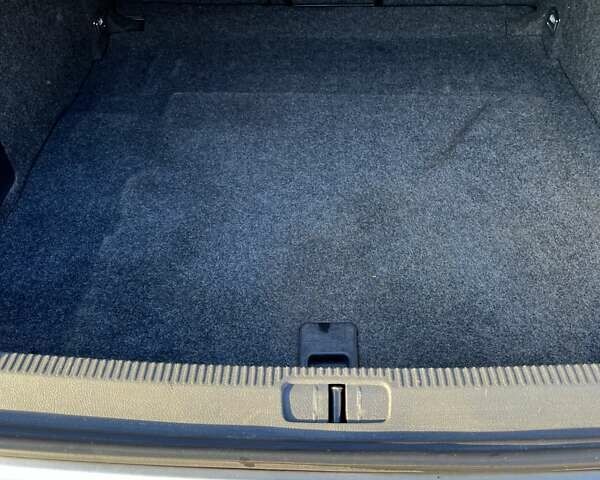 Сірий Фольксваген Пассат, об'ємом двигуна 1.97 л та пробігом 266 тис. км за 6700 $, фото 13 на Automoto.ua