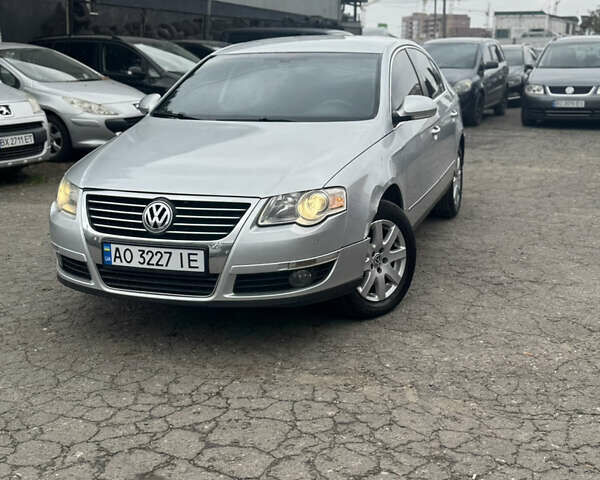 Серый Фольксваген Пассат, объемом двигателя 1.97 л и пробегом 275 тыс. км за 6750 $, фото 32 на Automoto.ua