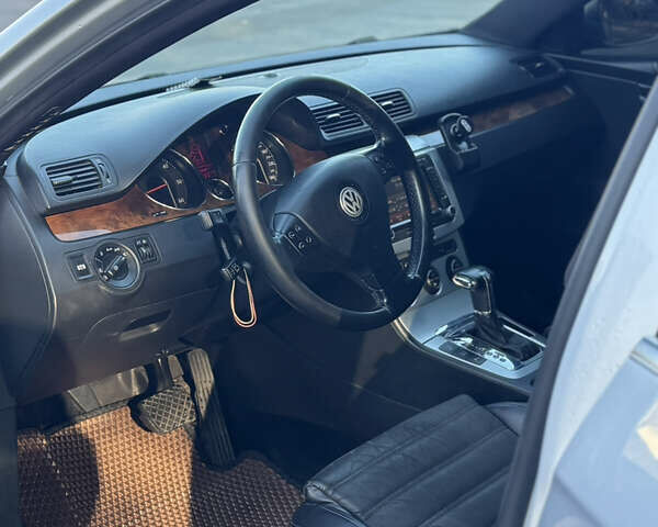 Серый Фольксваген Пассат, объемом двигателя 1.97 л и пробегом 275 тыс. км за 6750 $, фото 54 на Automoto.ua