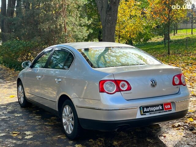 Серый Фольксваген Пассат, объемом двигателя 1.8 л и пробегом 258 тыс. км за 7390 $, фото 7 на Automoto.ua