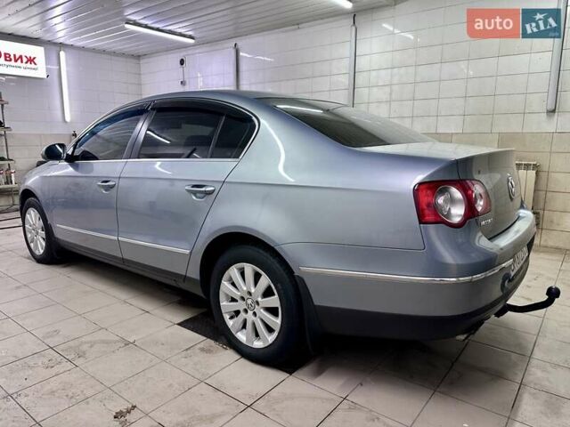 Серый Фольксваген Пассат, объемом двигателя 1.8 л и пробегом 290 тыс. км за 5499 $, фото 15 на Automoto.ua