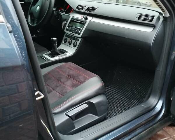 Серый Фольксваген Пассат, объемом двигателя 1.97 л и пробегом 262 тыс. км за 8700 $, фото 23 на Automoto.ua