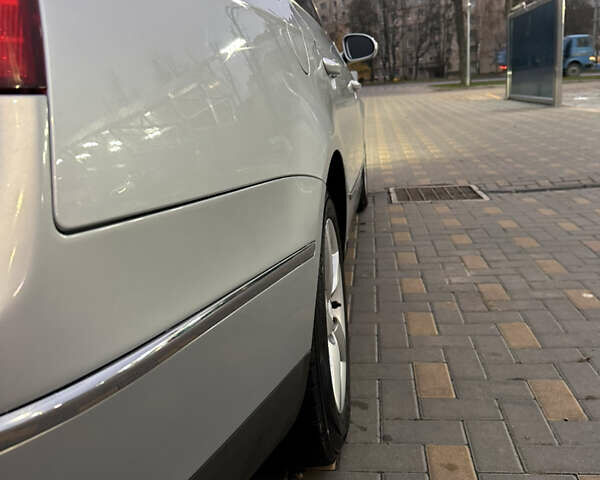 Серый Фольксваген Пассат, объемом двигателя 1.97 л и пробегом 370 тыс. км за 7499 $, фото 3 на Automoto.ua