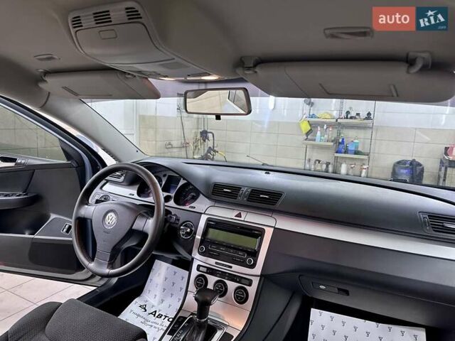 Серый Фольксваген Пассат, объемом двигателя 1.8 л и пробегом 290 тыс. км за 5499 $, фото 27 на Automoto.ua