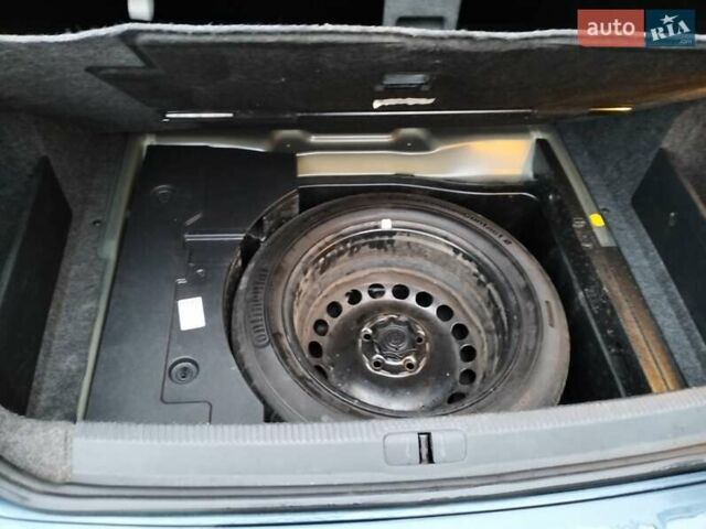 Серый Фольксваген Пассат, объемом двигателя 1.97 л и пробегом 262 тыс. км за 8700 $, фото 28 на Automoto.ua