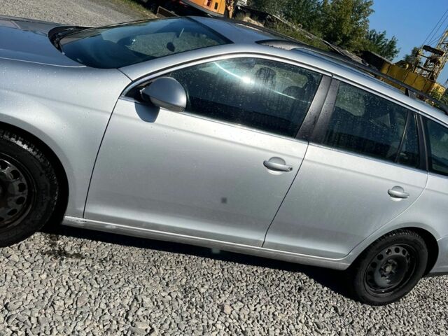 Серый Фольксваген Пассат, объемом двигателя 1.9 л и пробегом 400 тыс. км за 2800 $, фото 6 на Automoto.ua