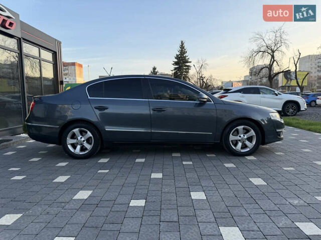 Сірий Фольксваген Пассат, об'ємом двигуна 2 л та пробігом 310 тис. км за 5800 $, фото 5 на Automoto.ua
