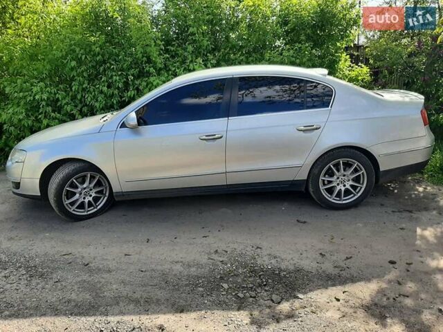 Серый Фольксваген Пассат, объемом двигателя 1.8 л и пробегом 229 тыс. км за 7550 $, фото 14 на Automoto.ua