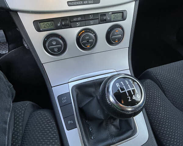 Сірий Фольксваген Пассат, об'ємом двигуна 1.4 л та пробігом 155 тис. км за 6400 $, фото 26 на Automoto.ua