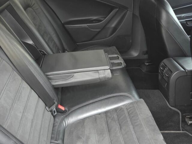 Серый Фольксваген Пассат, объемом двигателя 1.8 л и пробегом 239 тыс. км за 6799 $, фото 10 на Automoto.ua