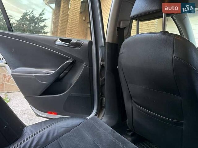 Сірий Фольксваген Пассат, об'ємом двигуна 1.79 л та пробігом 286 тис. км за 6999 $, фото 8 на Automoto.ua