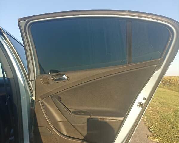 Серый Фольксваген Пассат, объемом двигателя 1.8 л и пробегом 261 тыс. км за 6300 $, фото 8 на Automoto.ua