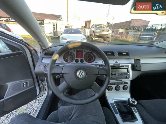 Сірий Фольксваген Пассат, об'ємом двигуна 1.4 л та пробігом 155 тис. км за 6400 $, фото 28 на Automoto.ua