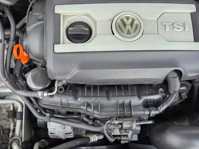 Серый Фольксваген Пассат, объемом двигателя 1.8 л и пробегом 239 тыс. км за 6799 $, фото 12 на Automoto.ua