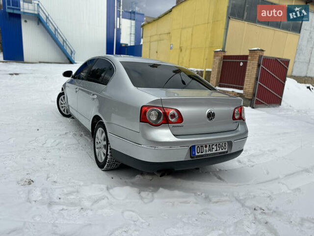 Сірий Фольксваген Пассат, об'ємом двигуна 2 л та пробігом 272 тис. км за 6999 $, фото 16 на Automoto.ua