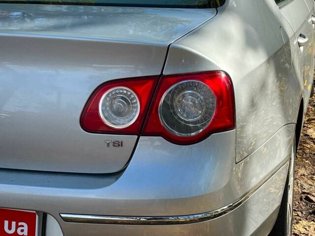 Сірий Фольксваген Пассат, об'ємом двигуна 1.8 л та пробігом 258 тис. км за 6890 $, фото 10 на Automoto.ua