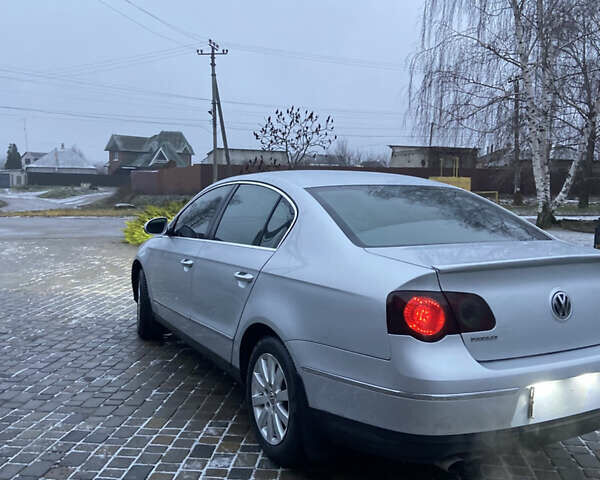 Сірий Фольксваген Пассат, об'ємом двигуна 1.8 л та пробігом 188 тис. км за 7000 $, фото 4 на Automoto.ua