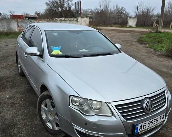 Сірий Фольксваген Пассат, об'ємом двигуна 2 л та пробігом 243 тис. км за 6500 $, фото 7 на Automoto.ua