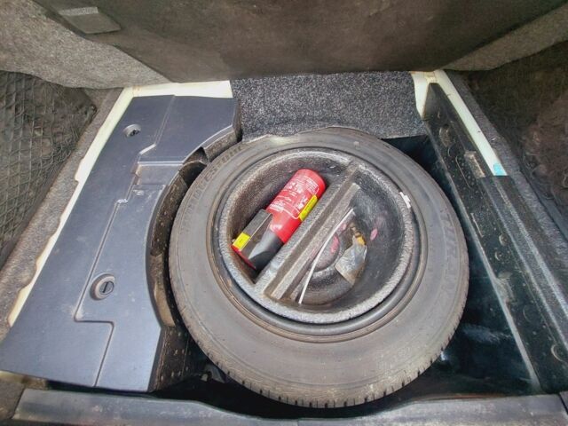 Сірий Фольксваген Пассат, об'ємом двигуна 2 л та пробігом 370 тис. км за 6200 $, фото 17 на Automoto.ua