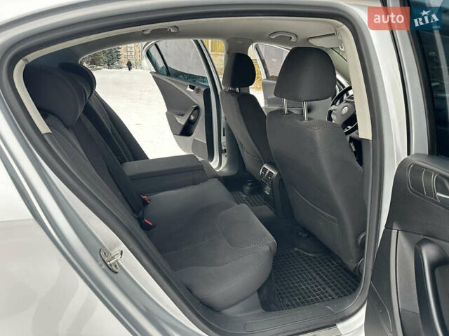 Сірий Фольксваген Пассат, об'ємом двигуна 2 л та пробігом 272 тис. км за 6999 $, фото 25 на Automoto.ua