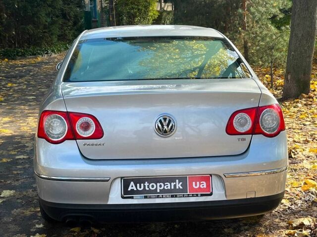 Сірий Фольксваген Пассат, об'ємом двигуна 1.8 л та пробігом 258 тис. км за 6890 $, фото 8 на Automoto.ua