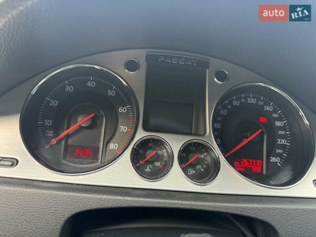 Серый Фольксваген Пассат, объемом двигателя 1.8 л и пробегом 267 тыс. км за 7300 $, фото 9 на Automoto.ua