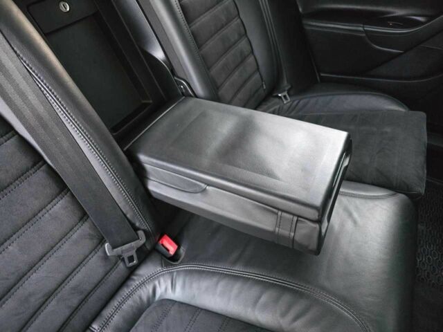 Серый Фольксваген Пассат, объемом двигателя 1.8 л и пробегом 240 тыс. км за 6499 $, фото 21 на Automoto.ua