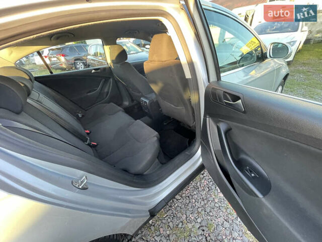 Сірий Фольксваген Пассат, об'ємом двигуна 1.4 л та пробігом 155 тис. км за 6400 $, фото 14 на Automoto.ua