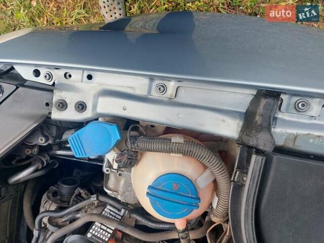 Серый Фольксваген Пассат, объемом двигателя 1.8 л и пробегом 230 тыс. км за 7500 $, фото 32 на Automoto.ua