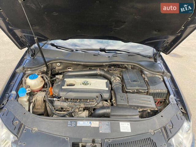 Серый Фольксваген Пассат, объемом двигателя 1.8 л и пробегом 230 тыс. км за 6300 $, фото 14 на Automoto.ua