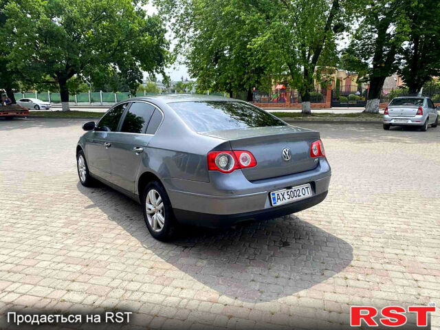 Сірий Фольксваген Пассат, об'ємом двигуна 1.8 л та пробігом 250 тис. км за 4450 $, фото 3 на Automoto.ua