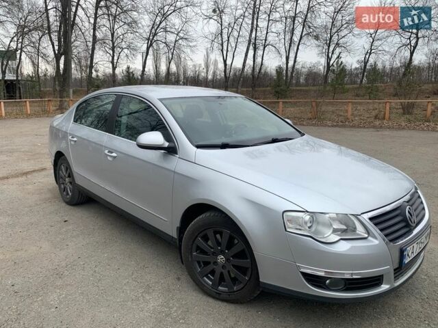 Серый Фольксваген Пассат, объемом двигателя 1.8 л и пробегом 205 тыс. км за 7900 $, фото 7 на Automoto.ua