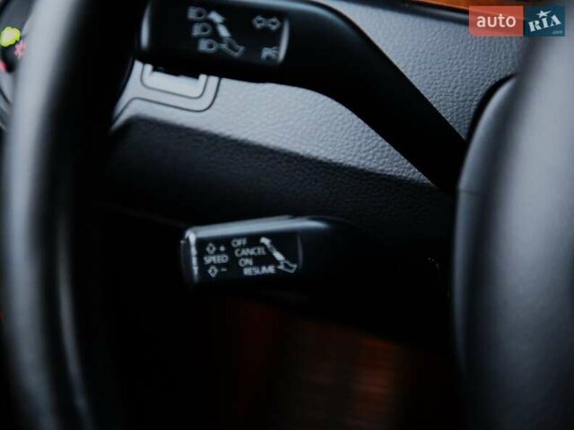 Сірий Фольксваген Пассат, об'ємом двигуна 1.8 л та пробігом 241 тис. км за 6900 $, фото 20 на Automoto.ua