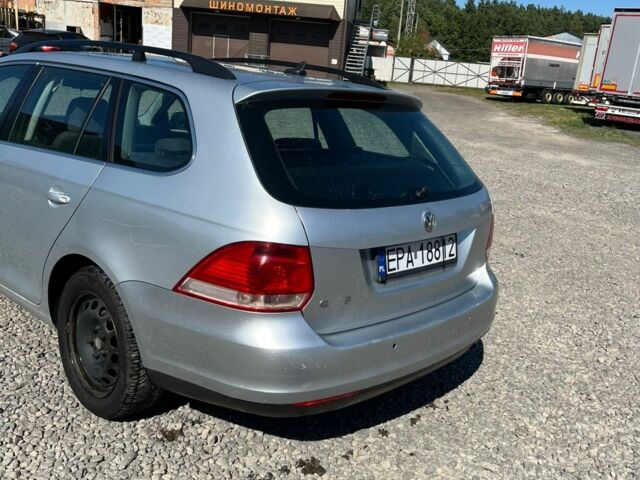 Серый Фольксваген Пассат, объемом двигателя 1.9 л и пробегом 400 тыс. км за 2800 $, фото 5 на Automoto.ua