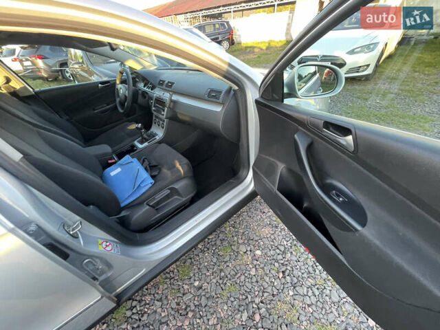 Сірий Фольксваген Пассат, об'ємом двигуна 1.4 л та пробігом 155 тис. км за 6400 $, фото 13 на Automoto.ua
