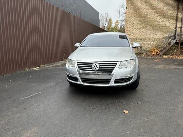 Серый Фольксваген Пассат, объемом двигателя 2 л и пробегом 223 тыс. км за 4700 $, фото 1 на Automoto.ua