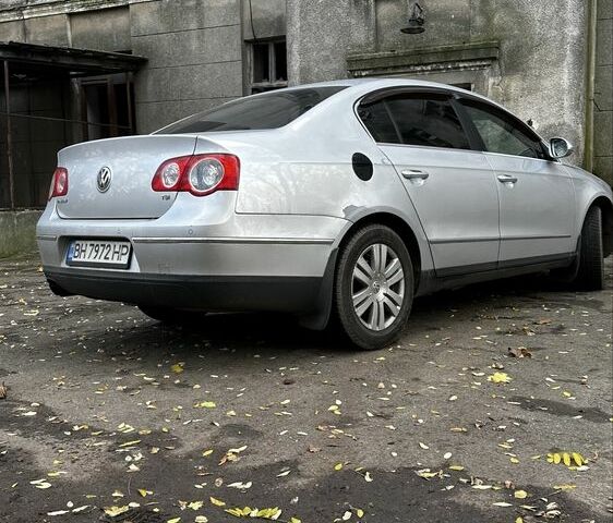 Серый Фольксваген Пассат, объемом двигателя 1.8 л и пробегом 478 тыс. км за 5700 $, фото 3 на Automoto.ua