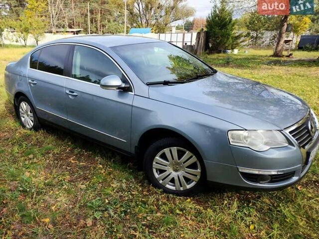 Серый Фольксваген Пассат, объемом двигателя 1.8 л и пробегом 230 тыс. км за 7500 $, фото 3 на Automoto.ua