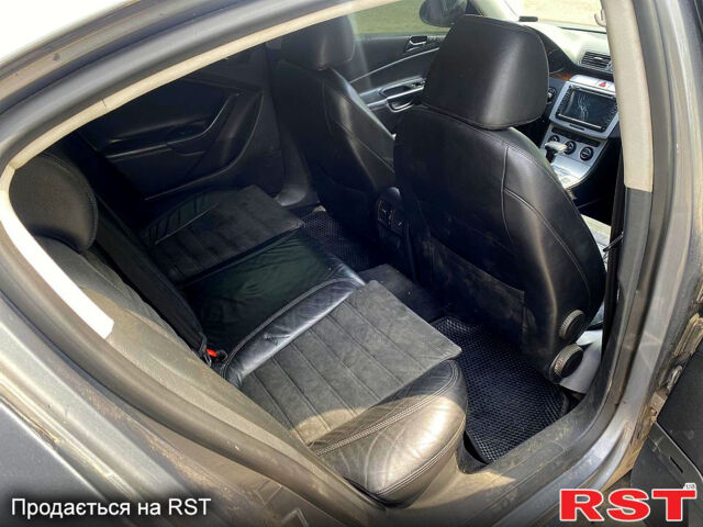 Сірий Фольксваген Пассат, об'ємом двигуна 1.8 л та пробігом 250 тис. км за 4450 $, фото 8 на Automoto.ua