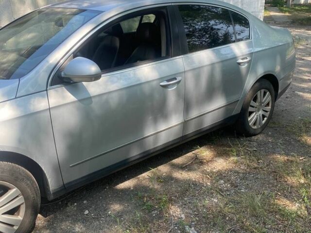 Серый Фольксваген Пассат, объемом двигателя 1.8 л и пробегом 360 тыс. км за 6000 $, фото 3 на Automoto.ua