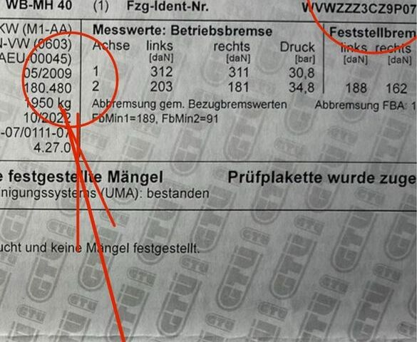 Сірий Фольксваген Пассат, об'ємом двигуна 1.6 л та пробігом 194 тис. км за 7999 $, фото 10 на Automoto.ua
