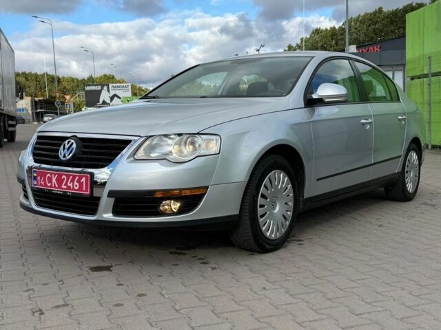 Сірий Фольксваген Пассат, об'ємом двигуна 1.6 л та пробігом 194 тис. км за 7999 $, фото 6 на Automoto.ua