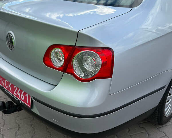 Фольксваген Пассат 2009 в Виннице на Automoto.ua Серый Фольксваген Пассат, объемом двигателя 1.6 л и пробегом 194 тыс. км за 7999 $, фото 78 на Automoto.ua